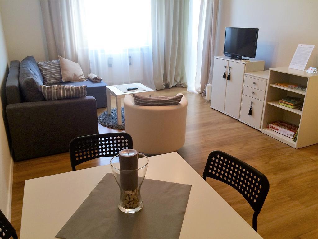 Aluzyjna Erapartments Яблонна Екстер'єр фото