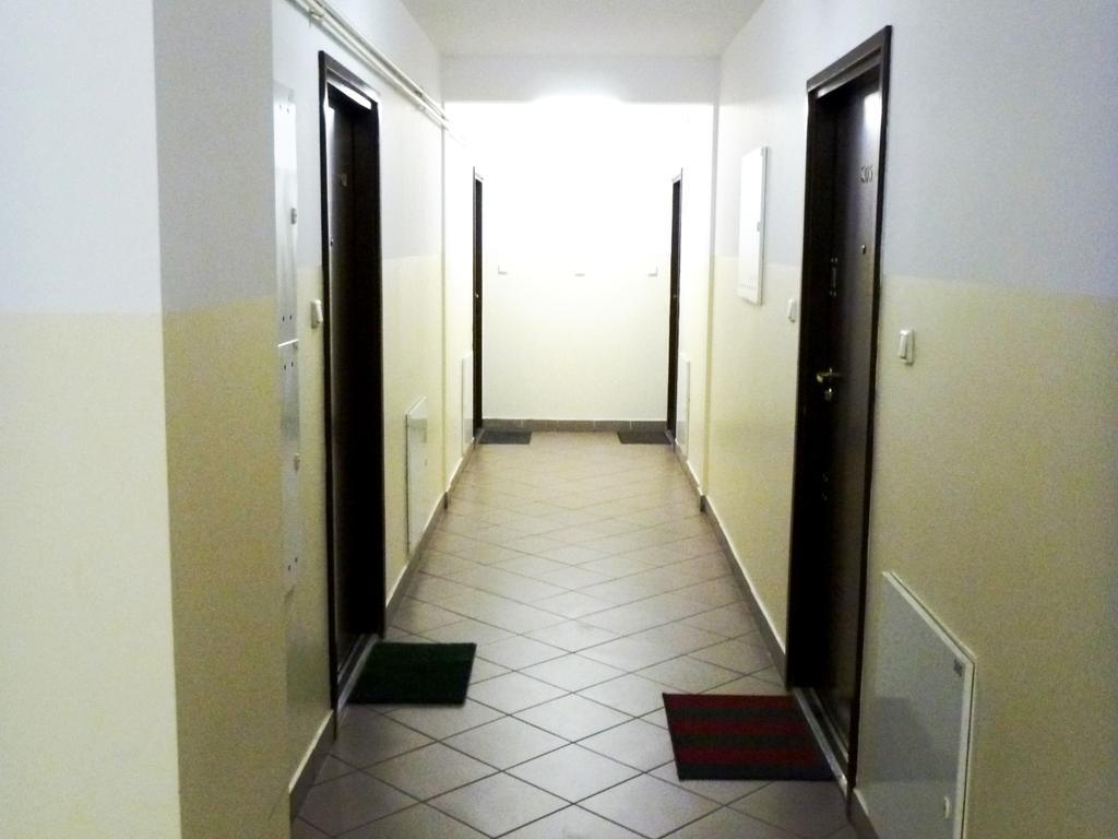 Aluzyjna Erapartments Яблонна Екстер'єр фото
